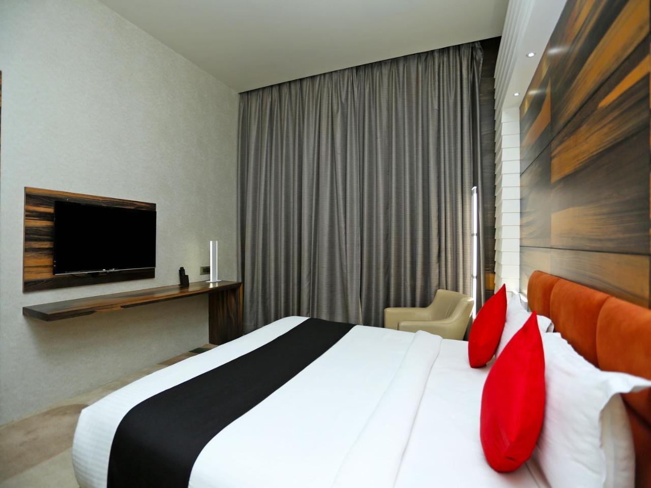 Golden Blossom Imperial Resorts Lucknow Exterior photo