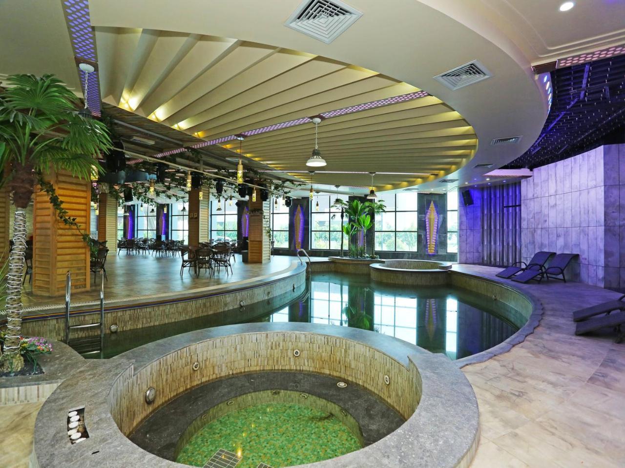 Golden Blossom Imperial Resorts Lucknow Exterior photo